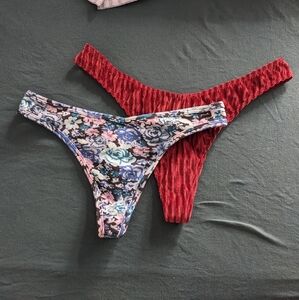 NWOT Set of VS PINK Thongs